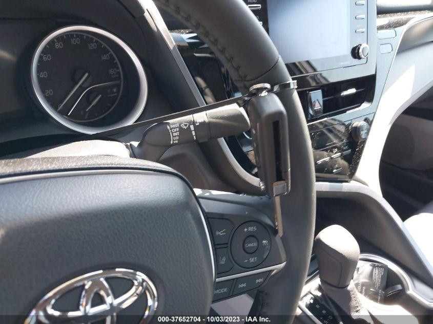 TOYOTA CAMRY LE 2023