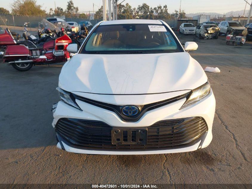 TOYOTA CAMRY LE HYBRID 2020