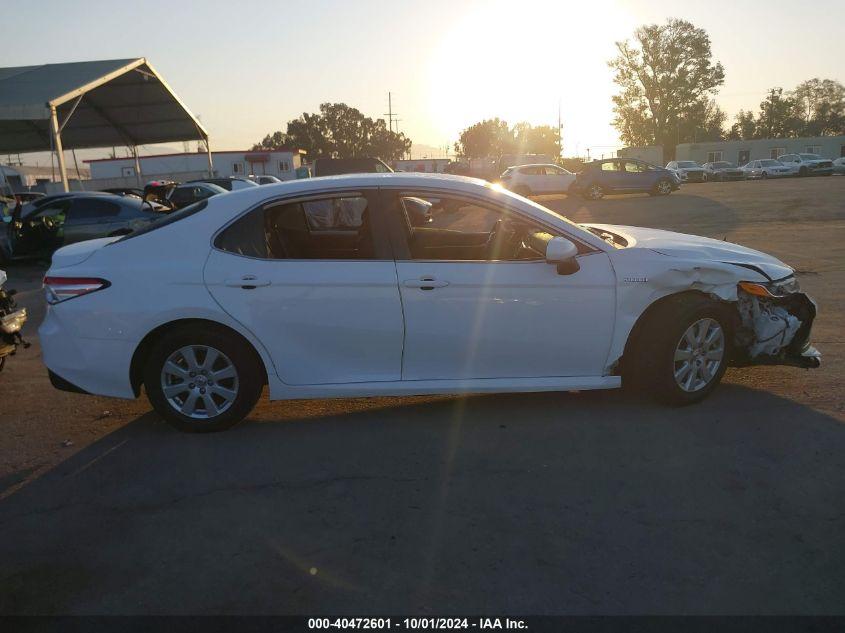 TOYOTA CAMRY LE HYBRID 2020