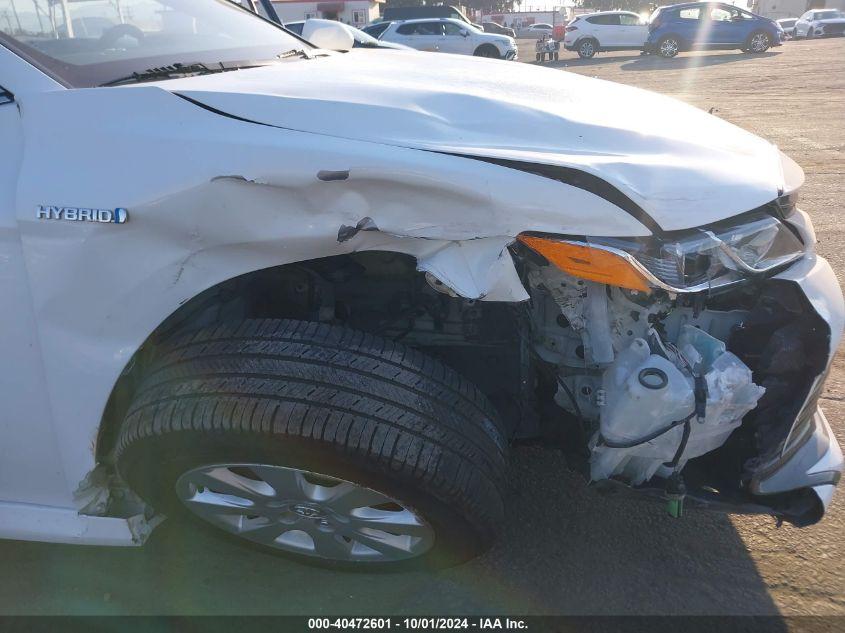 TOYOTA CAMRY LE HYBRID 2020