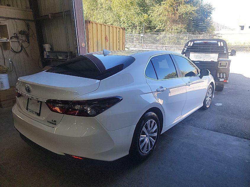 TOYOTA CAMRY LE HYBRID 2022