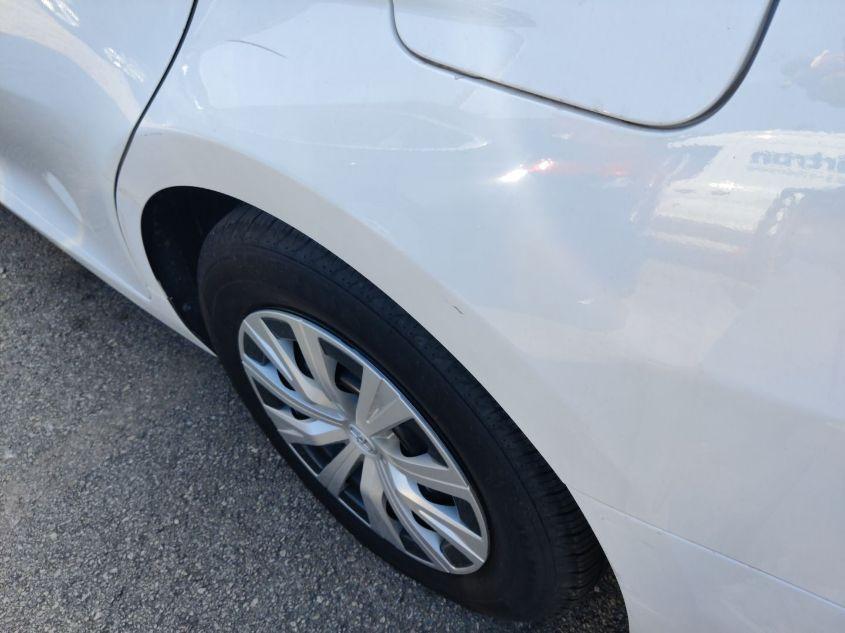 TOYOTA CAMRY LE HYBRID 2022