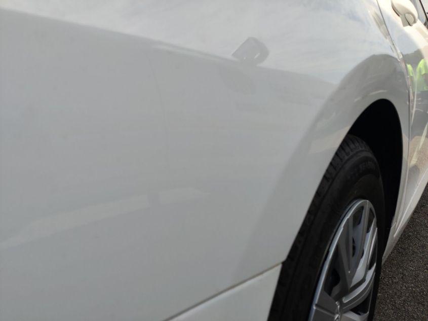 TOYOTA CAMRY LE HYBRID 2022