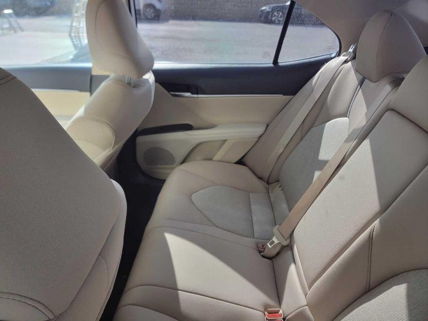 TOYOTA CAMRY LE HYBRID 2022