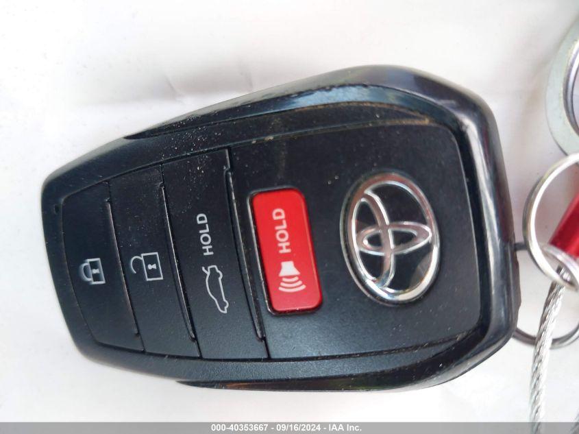 TOYOTA CAMRY XSE/XLE/LE/SE 2025