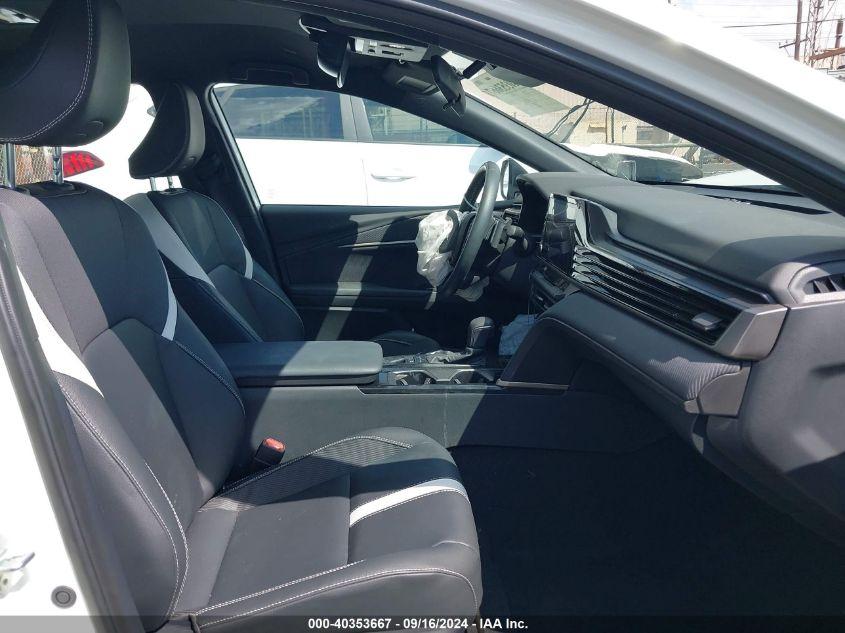 TOYOTA CAMRY XSE/XLE/LE/SE 2025