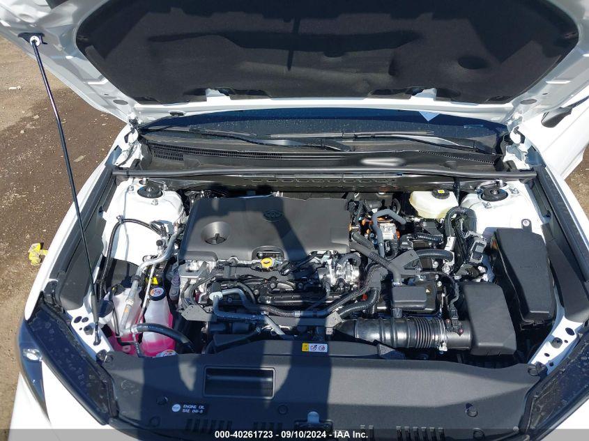 TOYOTA CAMRY SE 2025