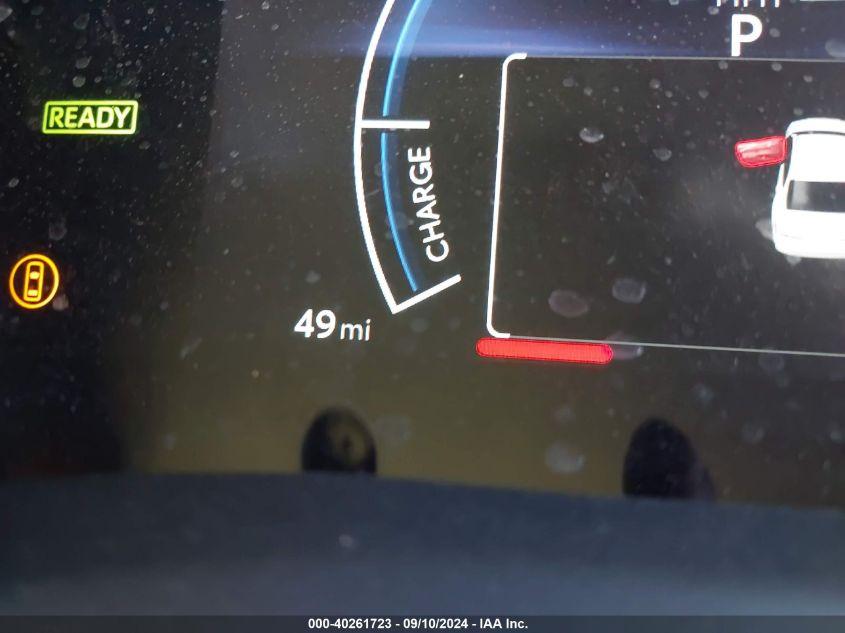 TOYOTA CAMRY SE 2025