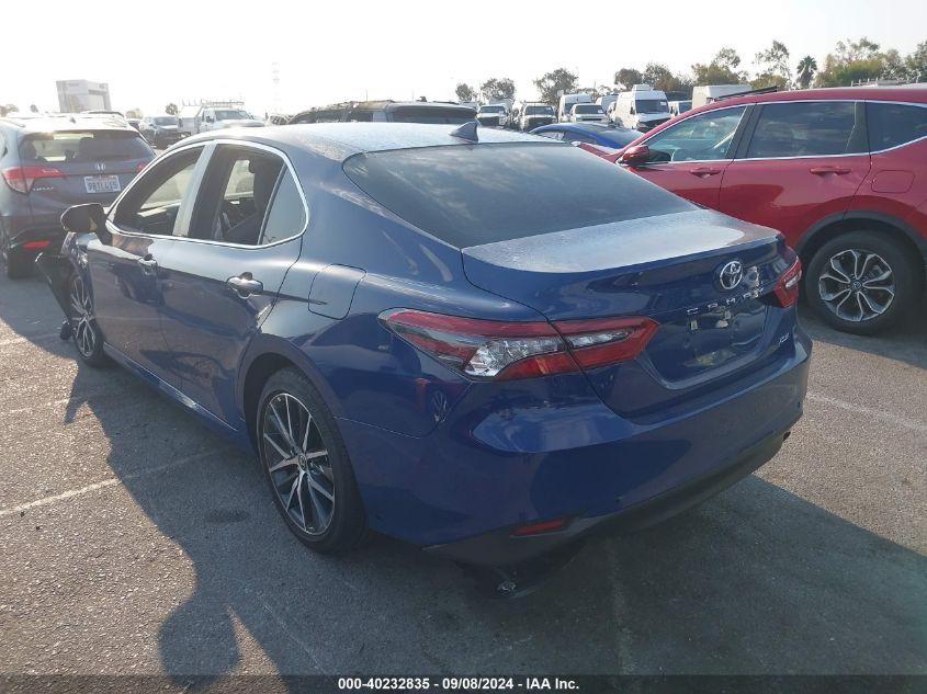 TOYOTA CAMRY XLE 2024