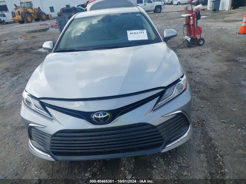 TOYOTA CAMRY XLE 2024