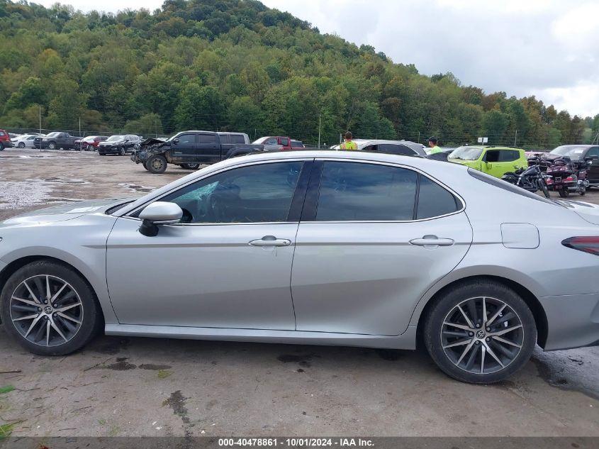 TOYOTA CAMRY XLE AWD 2022