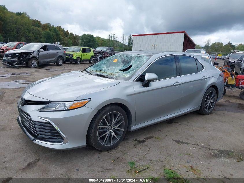 TOYOTA CAMRY XLE AWD 2022