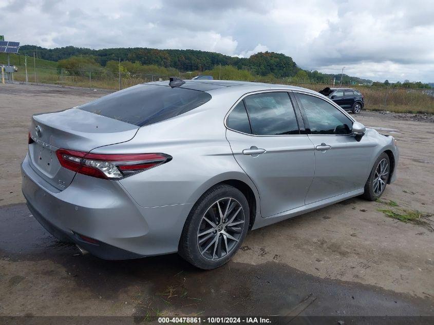 TOYOTA CAMRY XLE AWD 2022