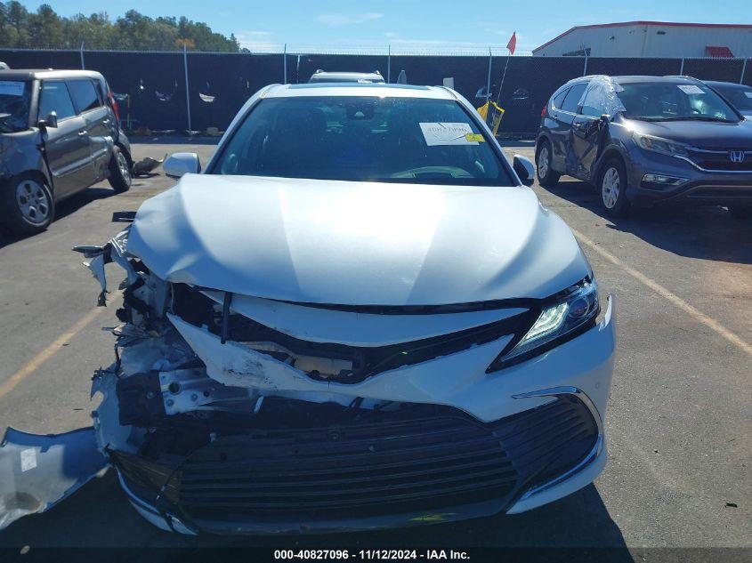 TOYOTA CAMRY XLE HYBRID 2022