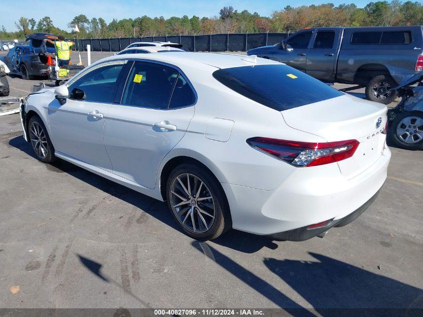 TOYOTA CAMRY XLE HYBRID 2022