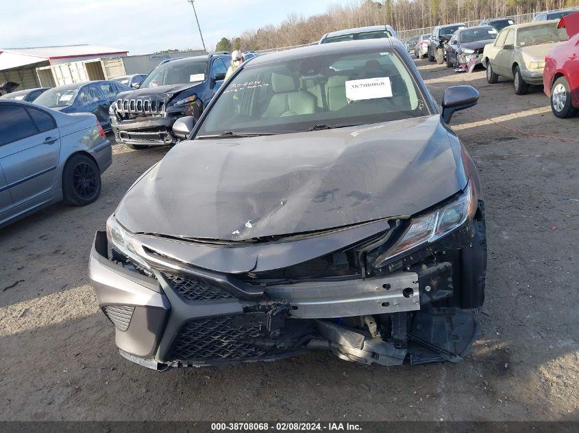 TOYOTA CAMRY SE 2020