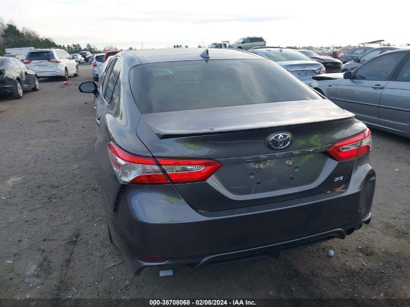 TOYOTA CAMRY SE 2020