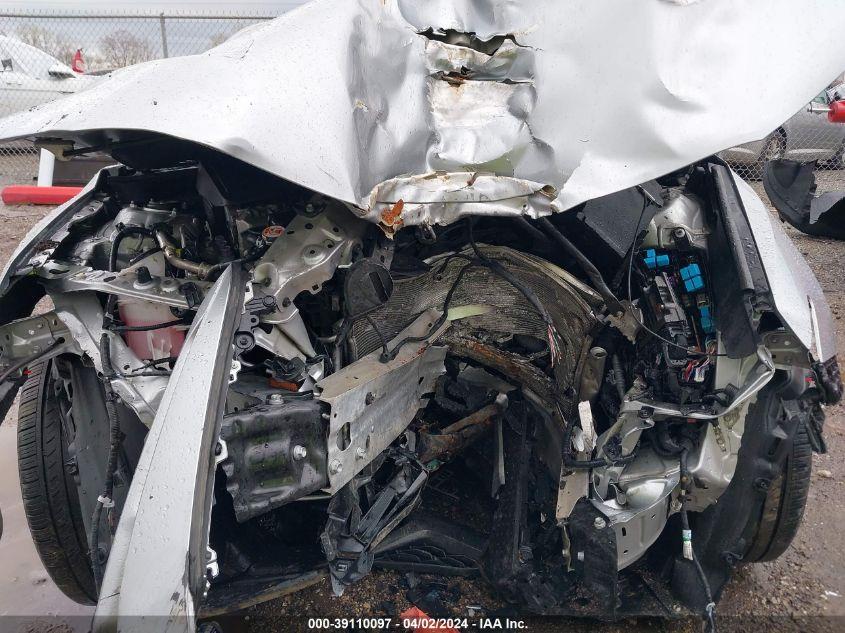 TOYOTA CAMRY SE 2021