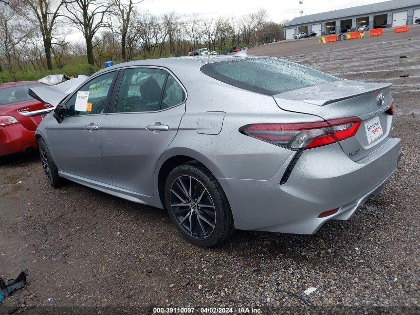 TOYOTA CAMRY SE 2021