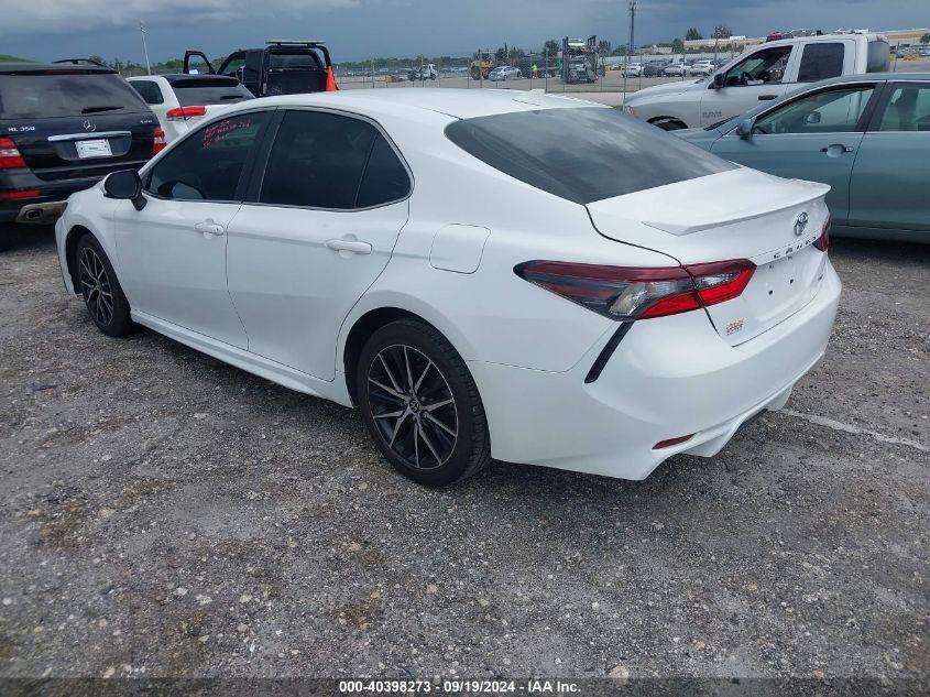 TOYOTA CAMRY SE 2021