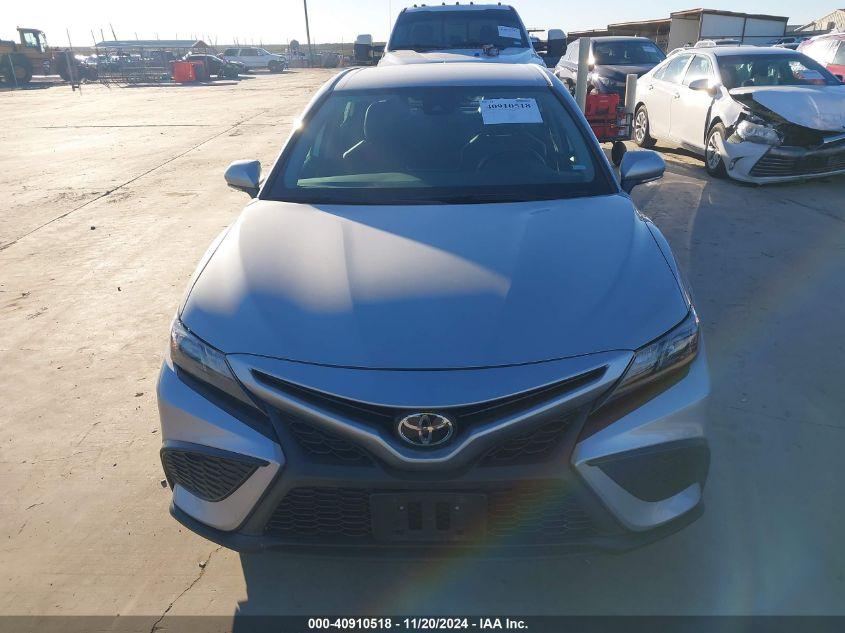 TOYOTA CAMRY SE 2022