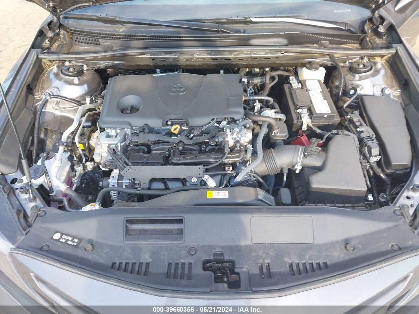 TOYOTA CAMRY SE 2024