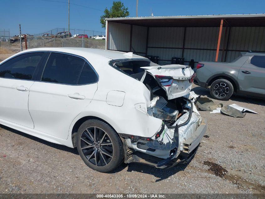 TOYOTA CAMRY SE 2021
