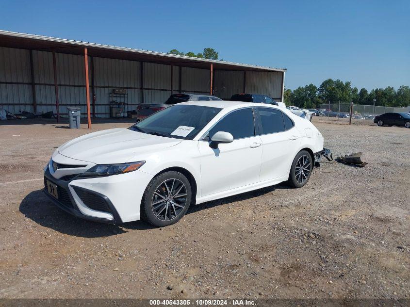 TOYOTA CAMRY SE 2021