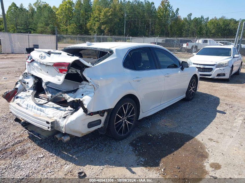 TOYOTA CAMRY SE 2021