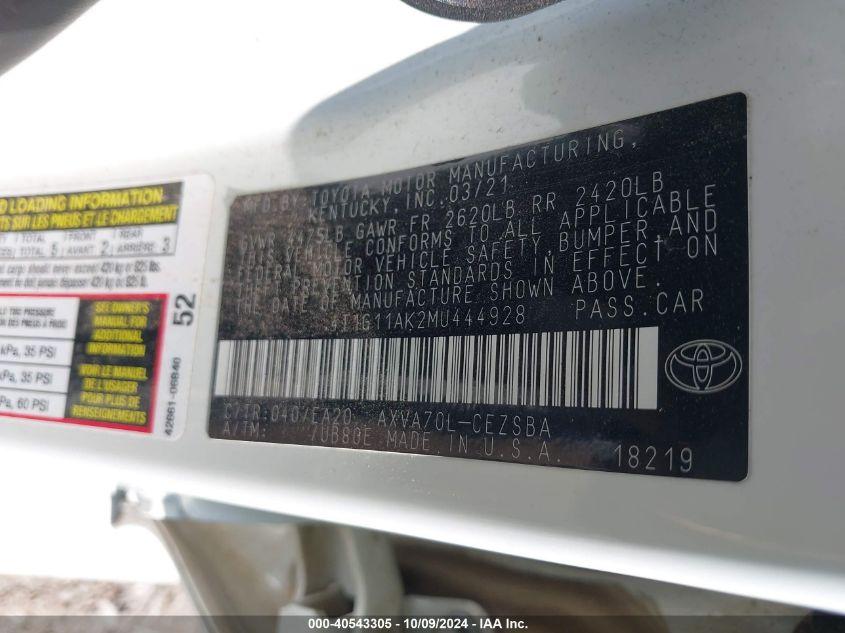 TOYOTA CAMRY SE 2021