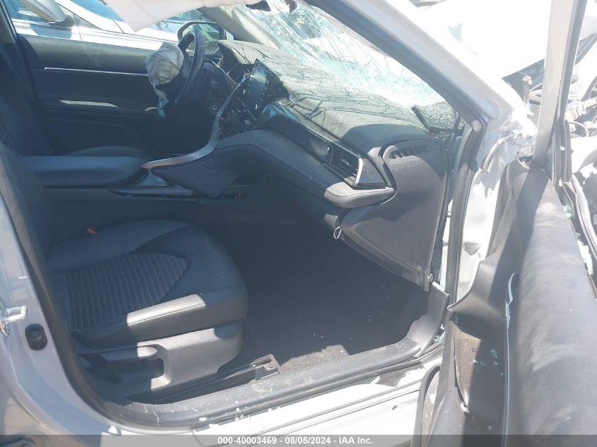 TOYOTA CAMRY SE 2022