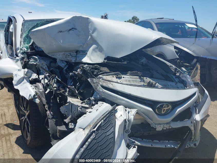 TOYOTA CAMRY SE 2022