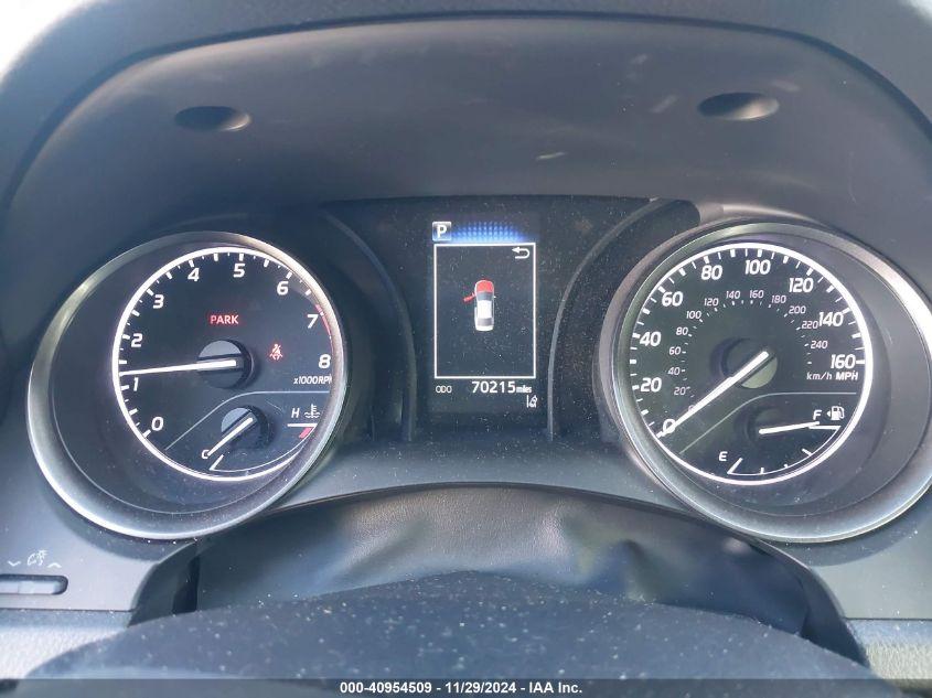 TOYOTA CAMRY SE 2022