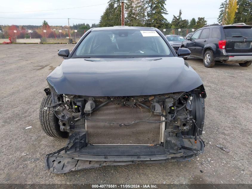 TOYOTA CAMRY SE 2022