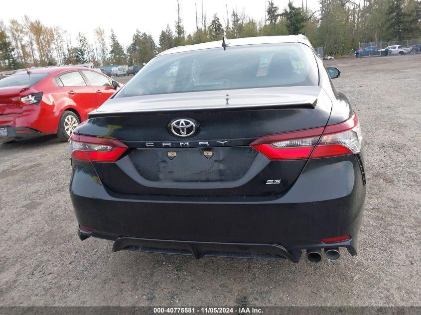 TOYOTA CAMRY SE 2022