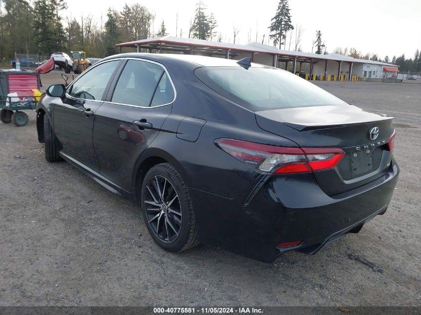 TOYOTA CAMRY SE 2022