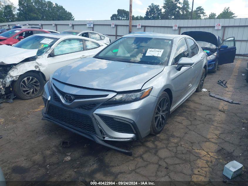 TOYOTA CAMRY SE 2023