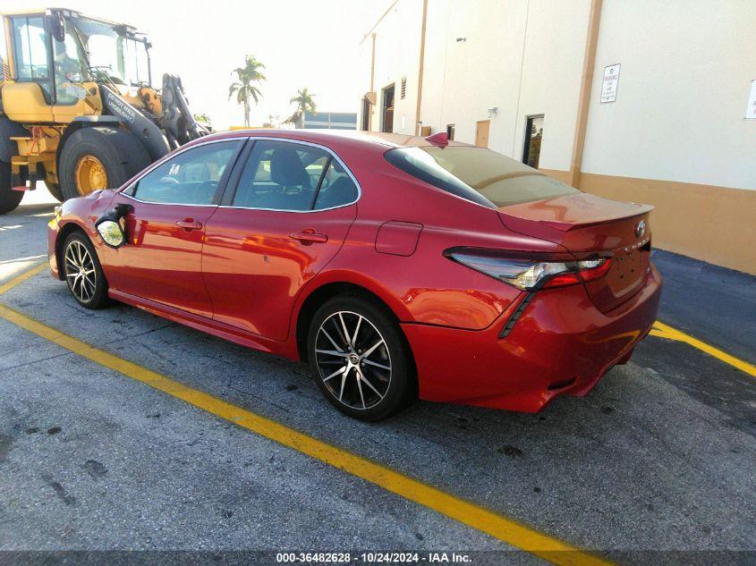 TOYOTA CAMRY SE 2021