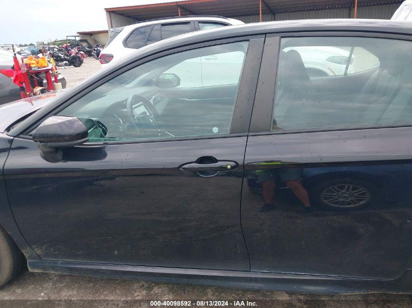 TOYOTA CAMRY SE NIGHTSHADE EDITION 2020