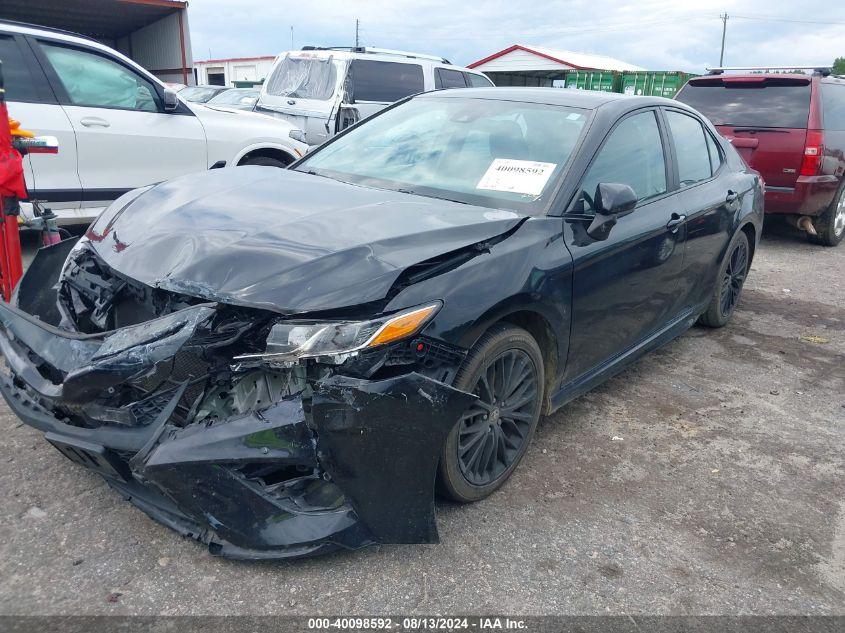 TOYOTA CAMRY SE NIGHTSHADE EDITION 2020