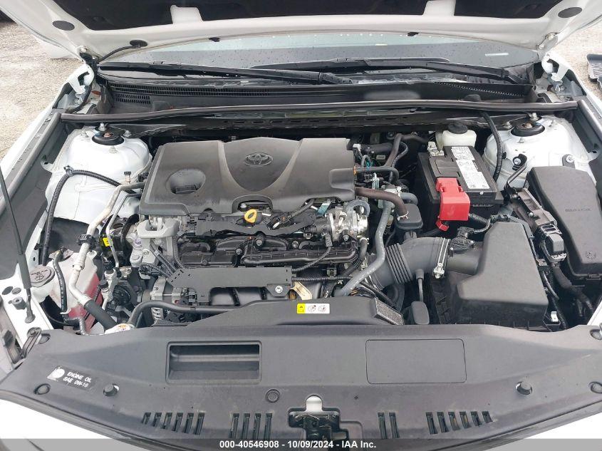 TOYOTA CAMRY SE 2022