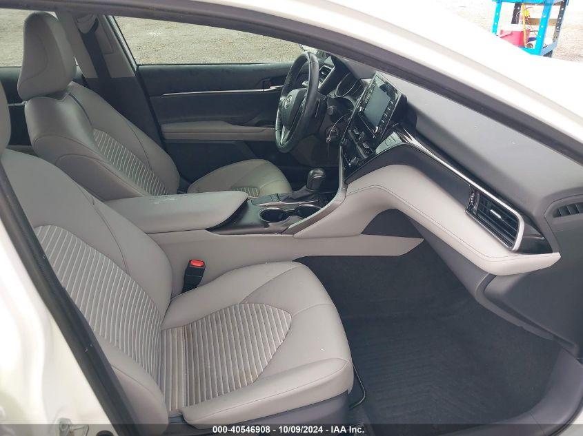 TOYOTA CAMRY SE 2022