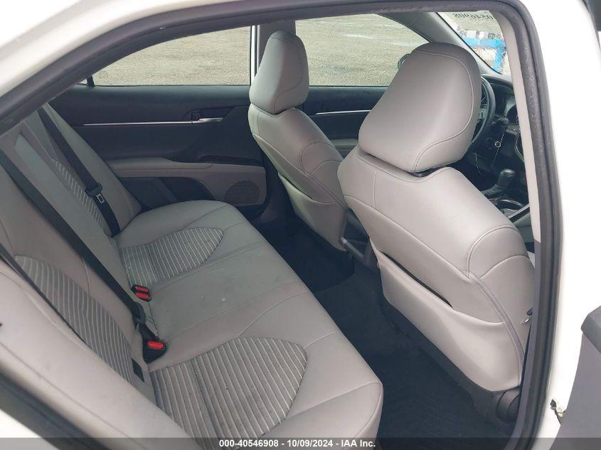 TOYOTA CAMRY SE 2022