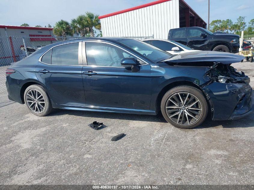 TOYOTA CAMRY SE 2021