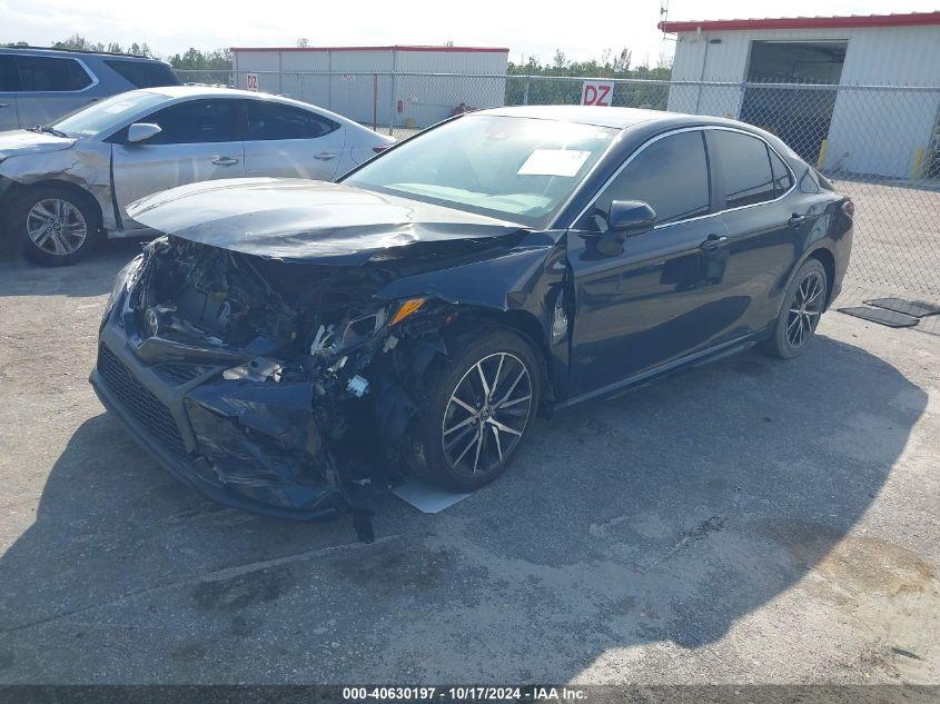 TOYOTA CAMRY SE 2021