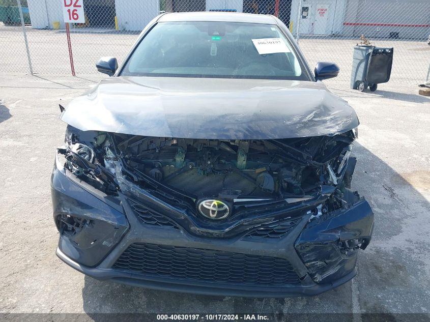 TOYOTA CAMRY SE 2021