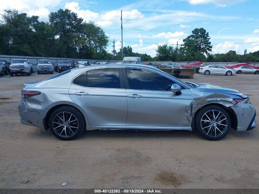 TOYOTA CAMRY SE 2022