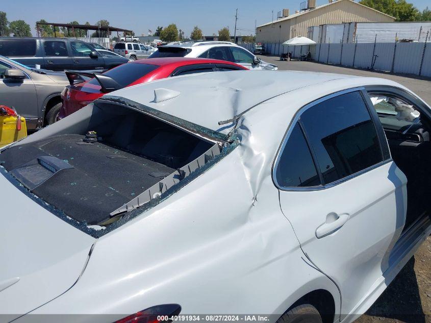 TOYOTA CAMRY SE 2024