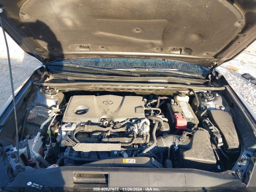 TOYOTA CAMRY SE 2024