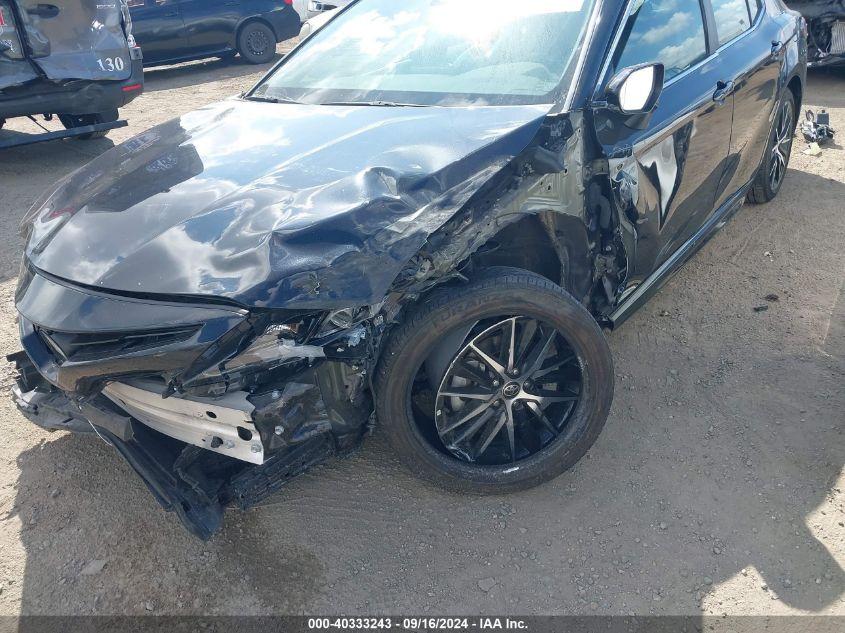 TOYOTA CAMRY SE 2022